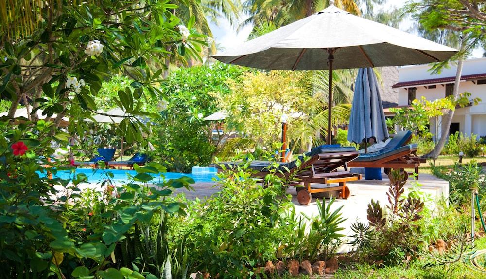 Flame Tree Cottages Nungwi Exterior foto